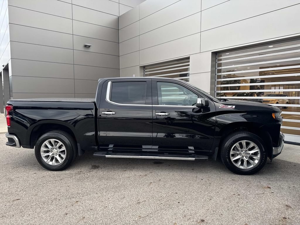 Used 2020 Chevrolet Silverado 1500 LTZ w/ LTZ Premium Package AWD/4WD image 8