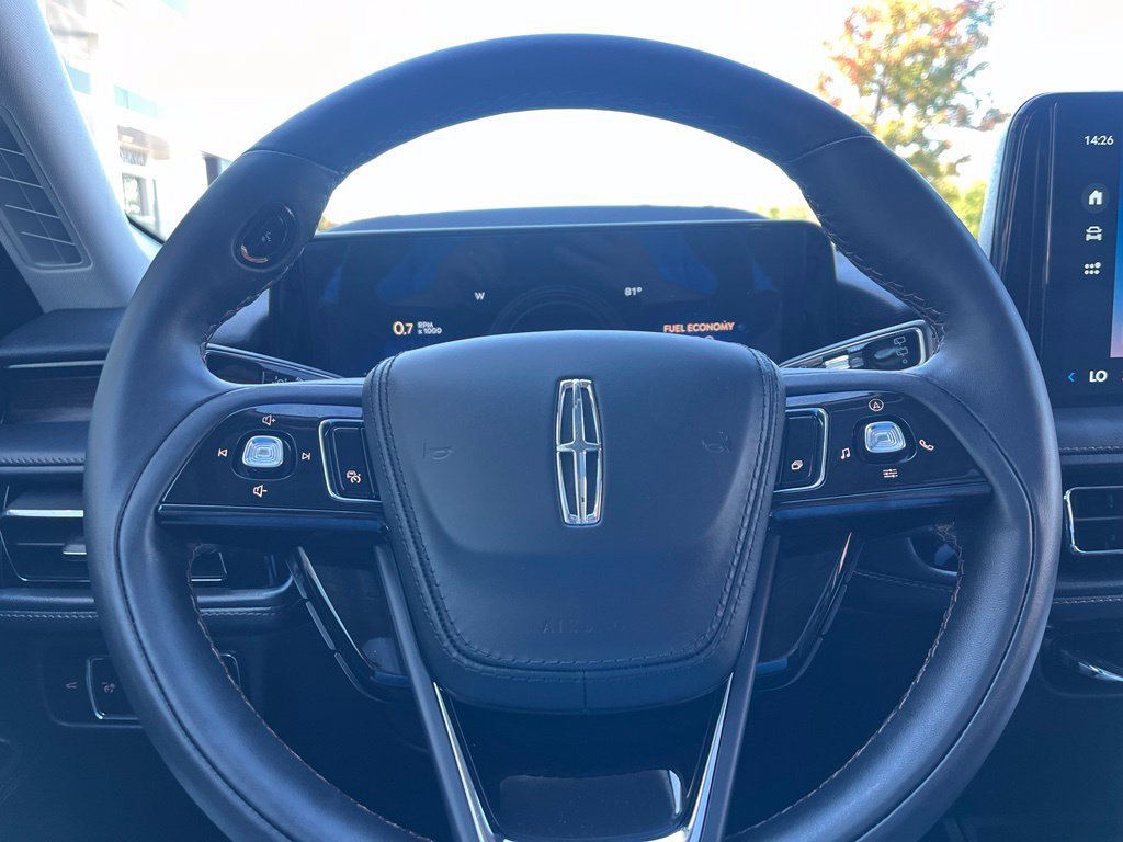Used 2026 Lincoln Aviator Reserve AWD/4WD image 27