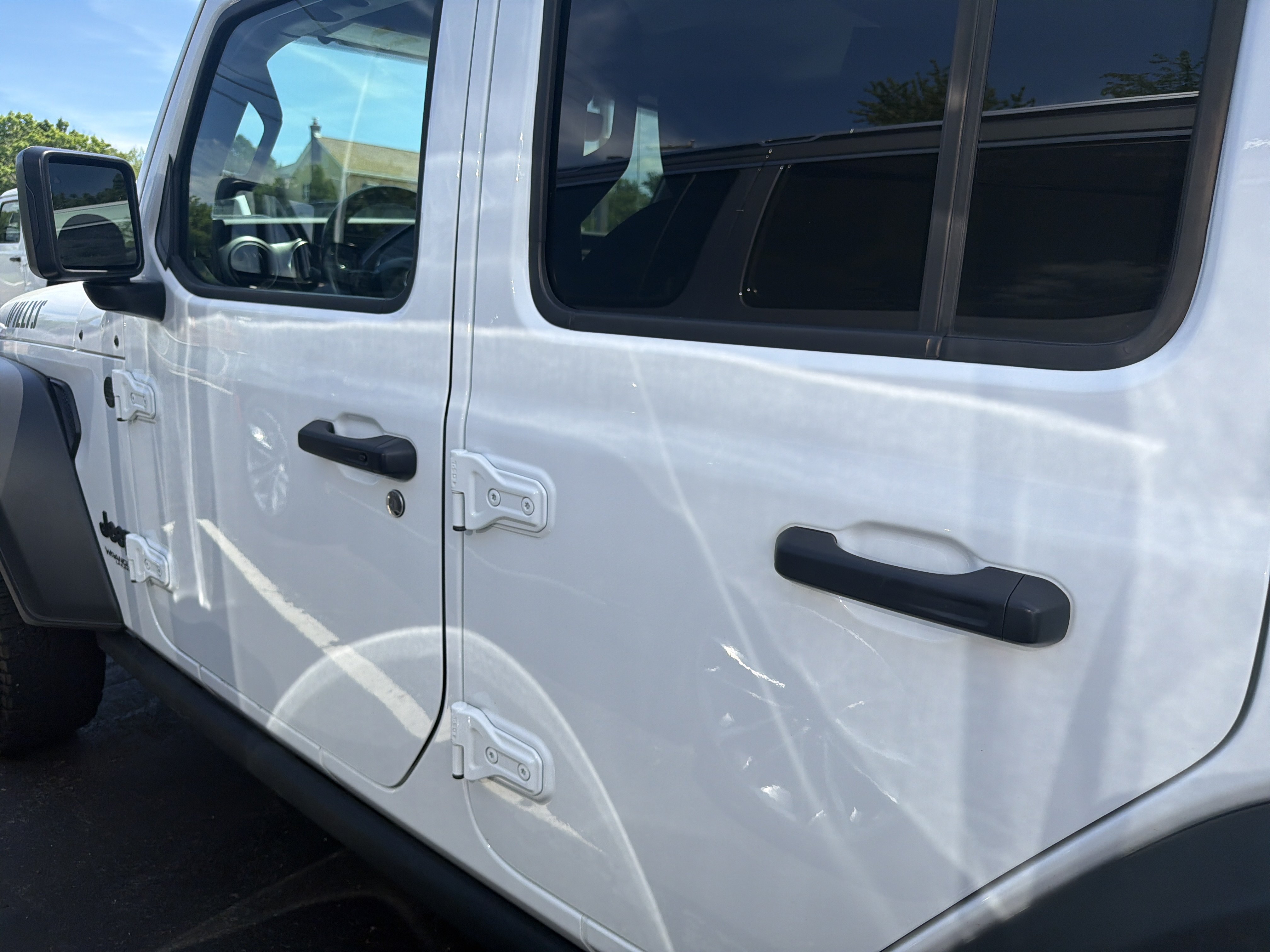 Used 2022 Jeep Wrangler Unlimited Willys AWD/4WD image 10