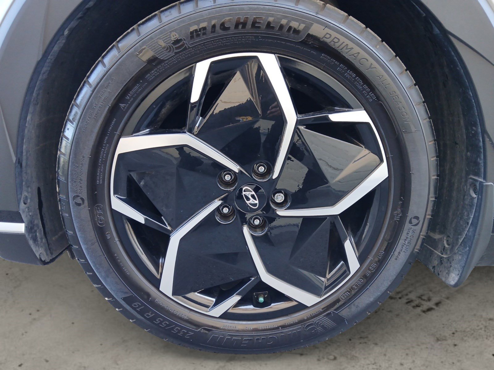 Certified 2024 Hyundai Ioniq 5 SEL image 14