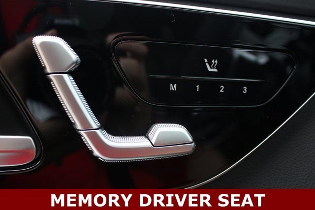 Used 2024 Mercedes-Benz C 300 4MATIC Sedan image 6