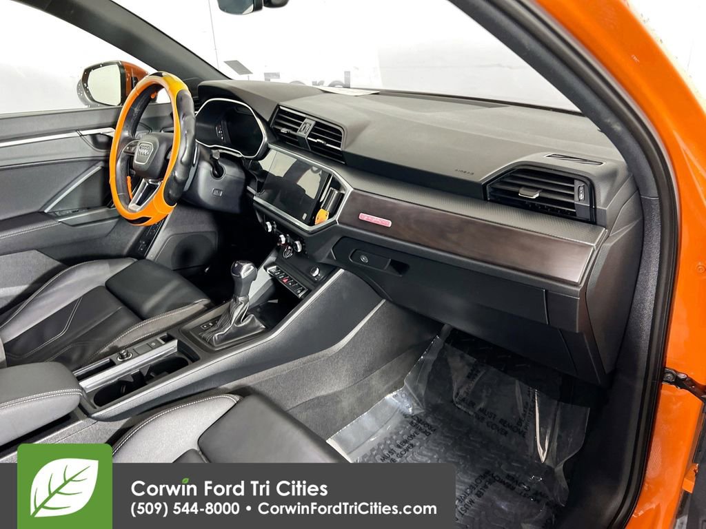 Used 2023 Audi Q3 2.0T Premium Plus w/ Premium Plus Package image 30