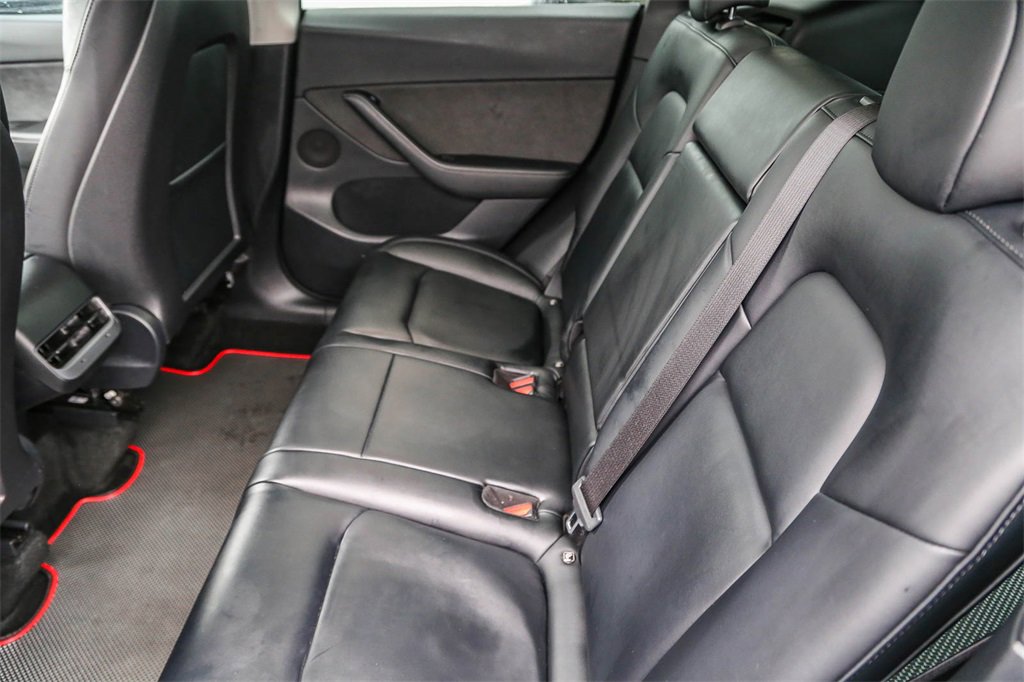 Used 2022 Tesla Model Y Performance image 17