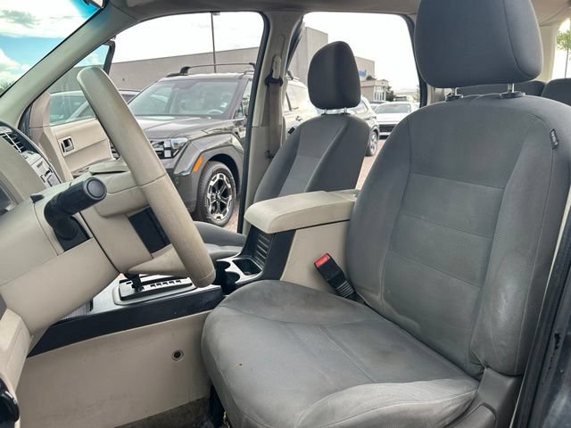 Used 2008 Ford Escape XLS FWD image 6