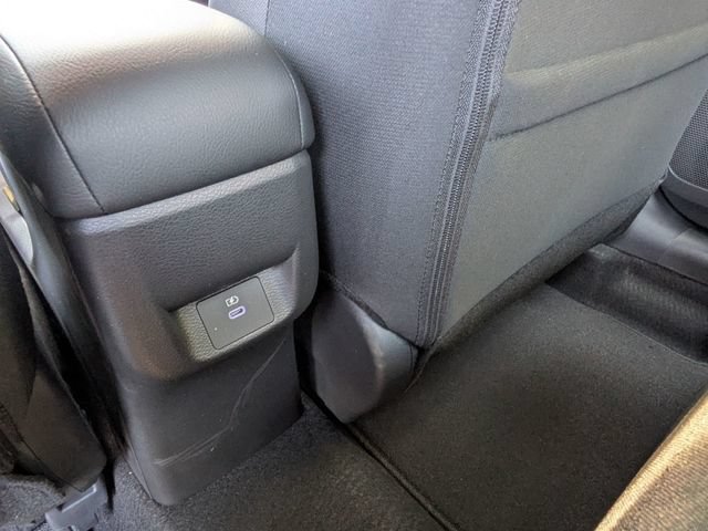 New 2025 Nissan Versa SV w/ Trunk Package FWD image 27