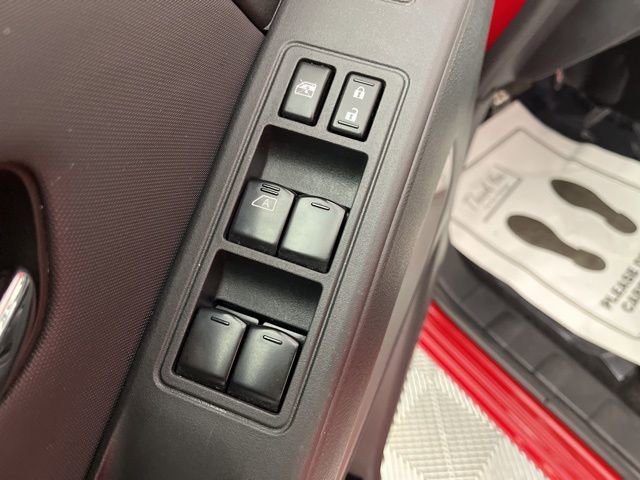 Used 2024 Nissan Frontier SV w/ Technology Package RWD image 31