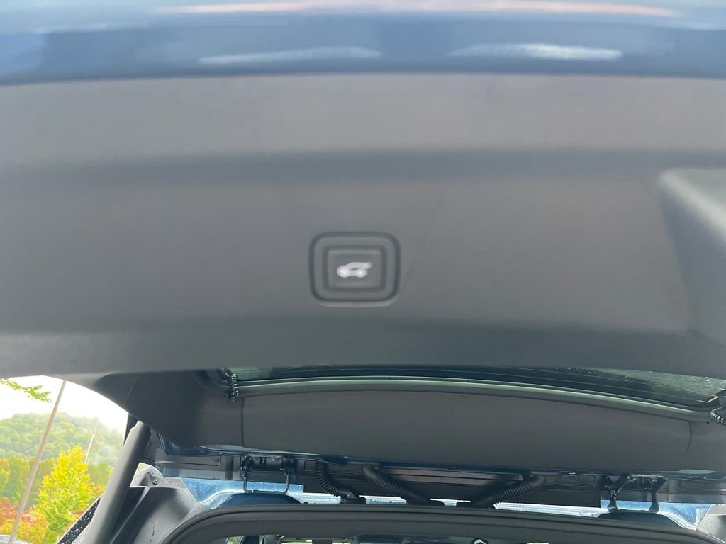 New 2026 Chevrolet Tahoe High Country w/ Sun And Tow Package image 33