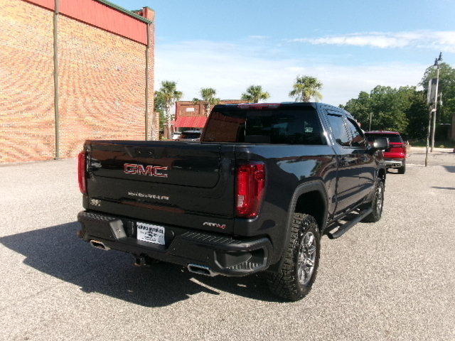 Used 2024 GMC Sierra 1500 AT4 w/ Technology Package AWD/4WD image 3