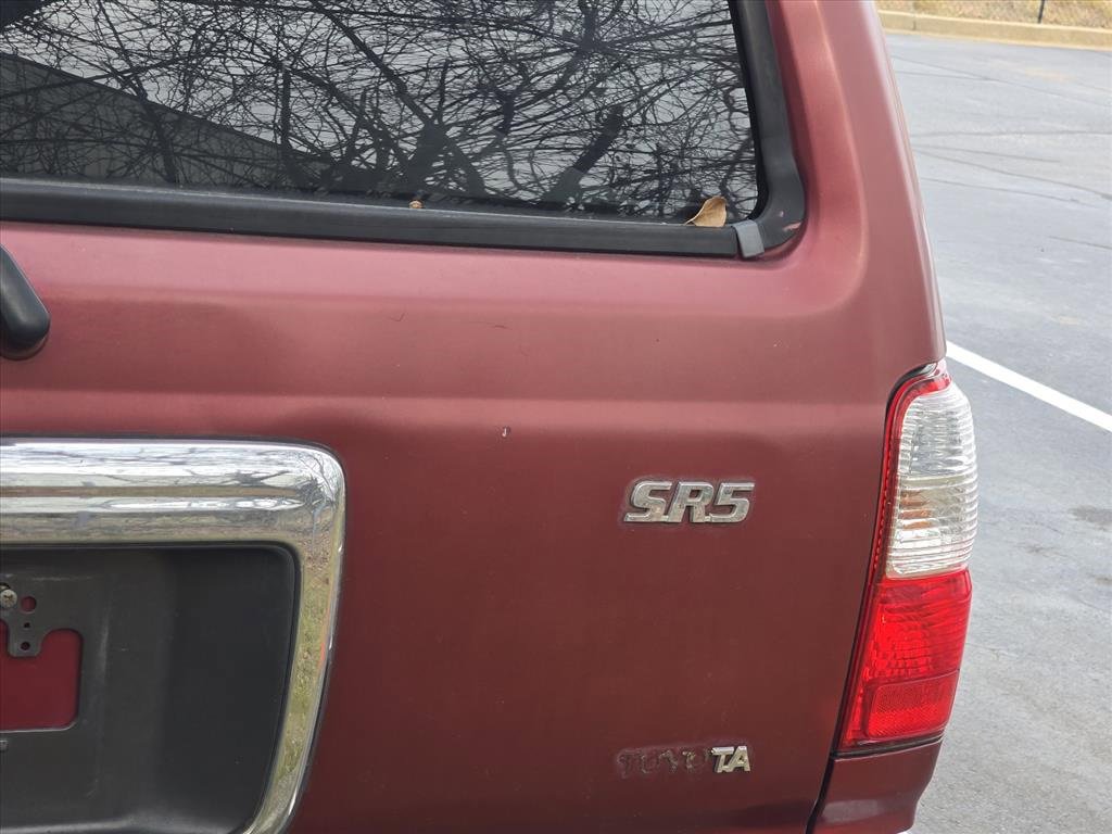 Used 2002 Toyota 4Runner SR5 image 8