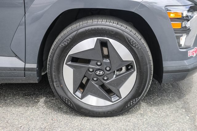 Certified 2024 Hyundai Kona SEL FWD image 15