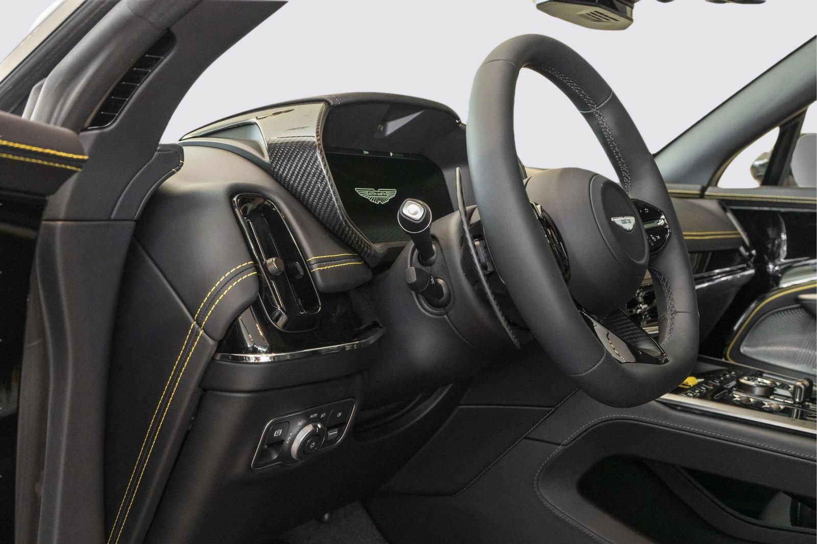 New 2026 Aston Martin DBX S AWD/4WD image 31