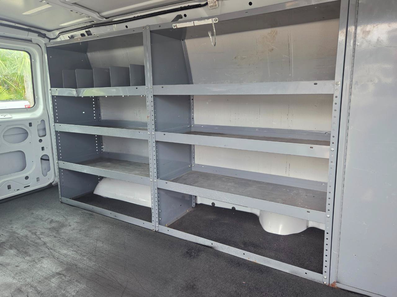 Used 2007 Ford E-150 and Econoline 150 RWD image 23
