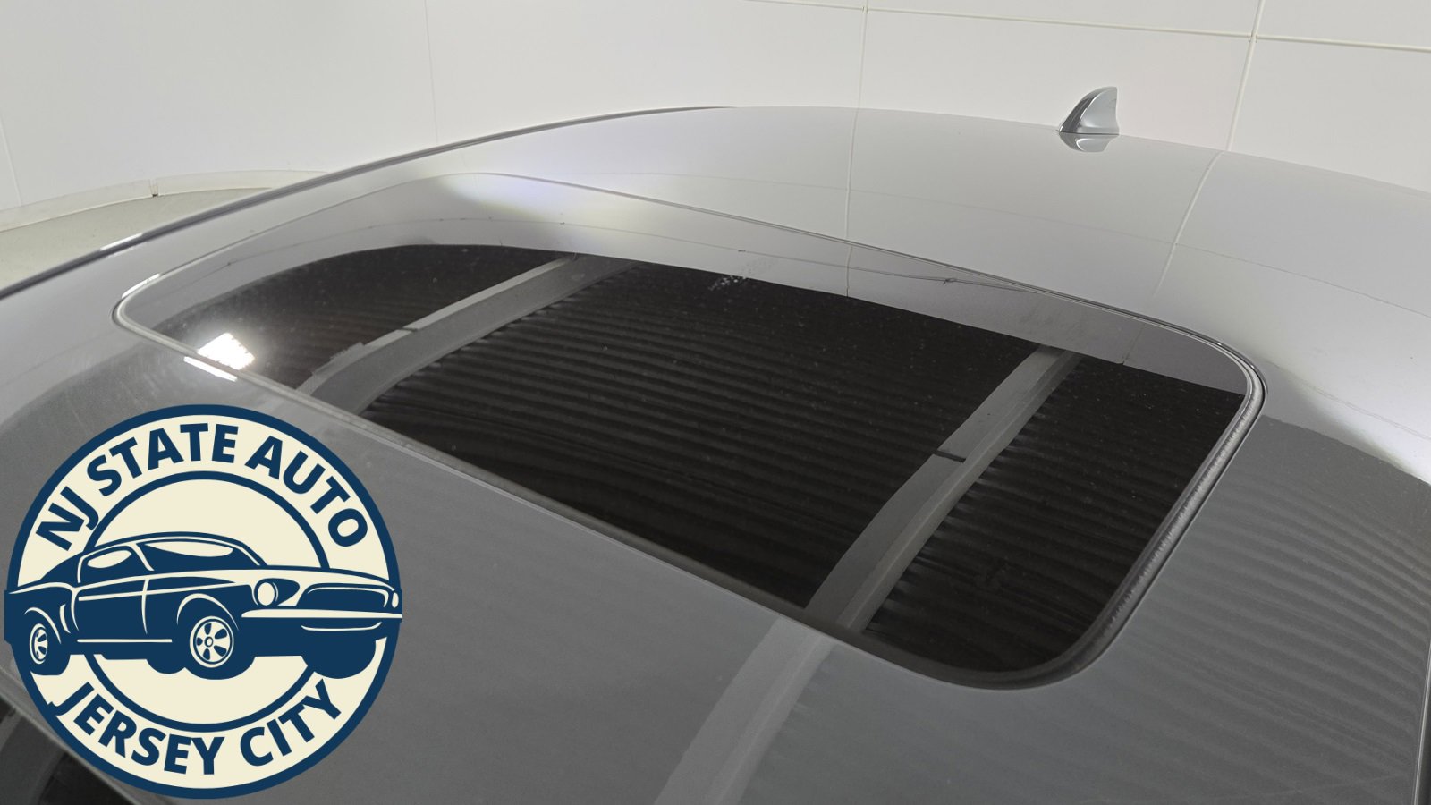 Used 2023 Honda Accord EX-L image 9