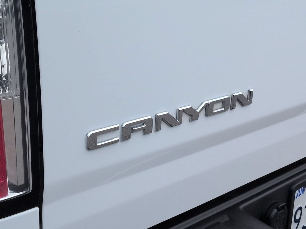 Used 2018 GMC Canyon Denali RWD image 34
