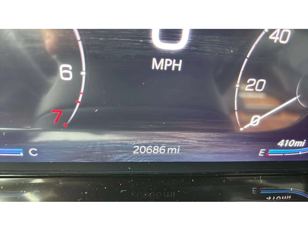 Used 2025 Jeep Grand Wagoneer L Series III w/ Rear Seat Video Group 1 AWD/4WD image 19