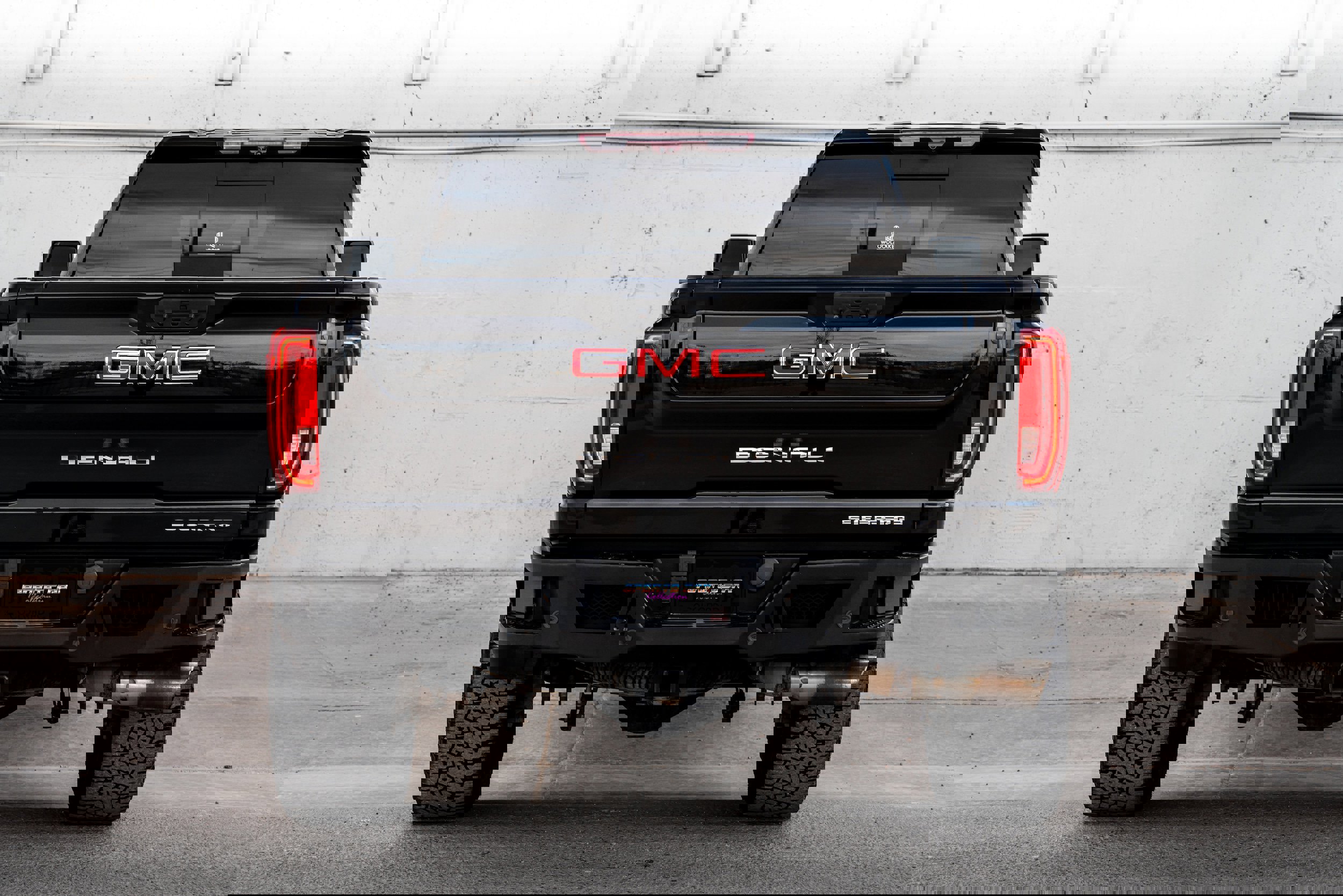 Used 2021 GMC Sierra 3500 Denali w/ Denali Ultimate Package image 6