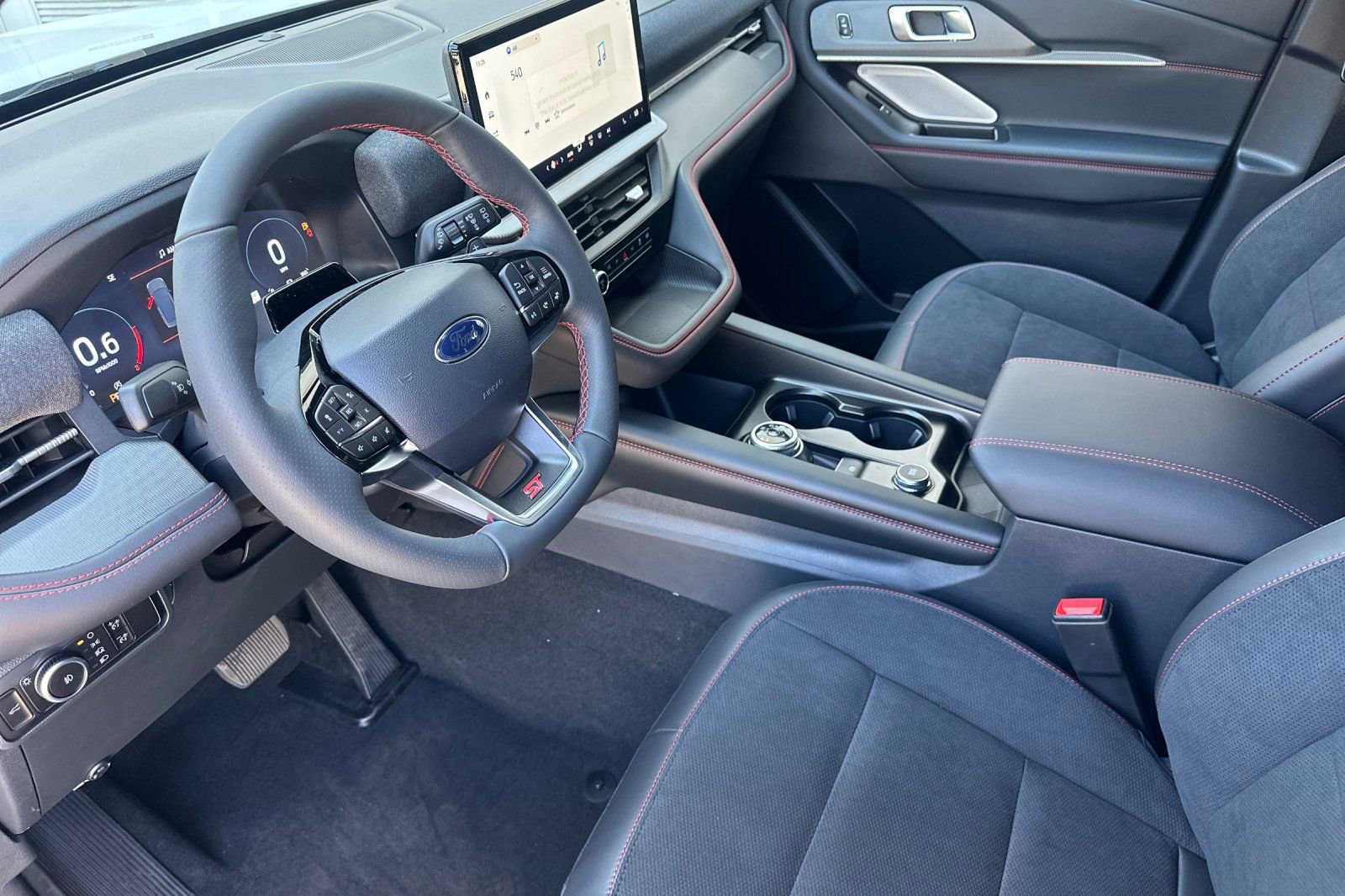 New 2026 Ford Explorer ST w/ Sun And Sound Package image 9