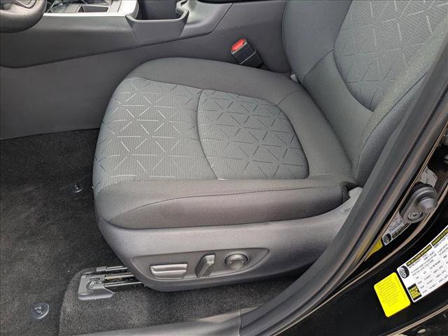 New 2025 Toyota RAV4 XLE image 4