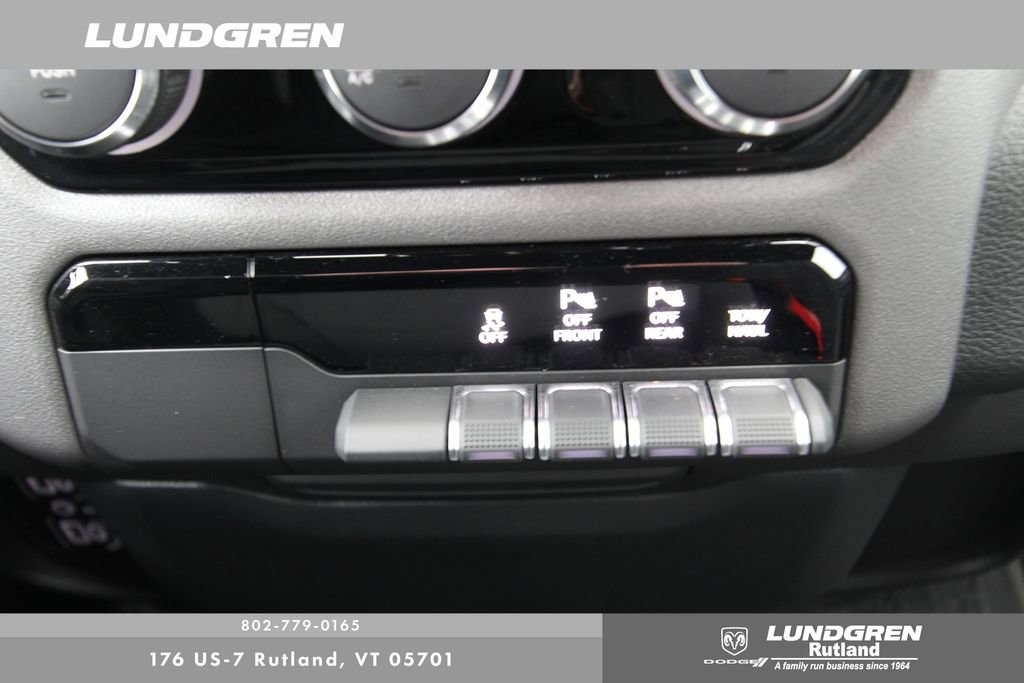Used 2025 RAM 1500 Big Horn AWD/4WD image 25