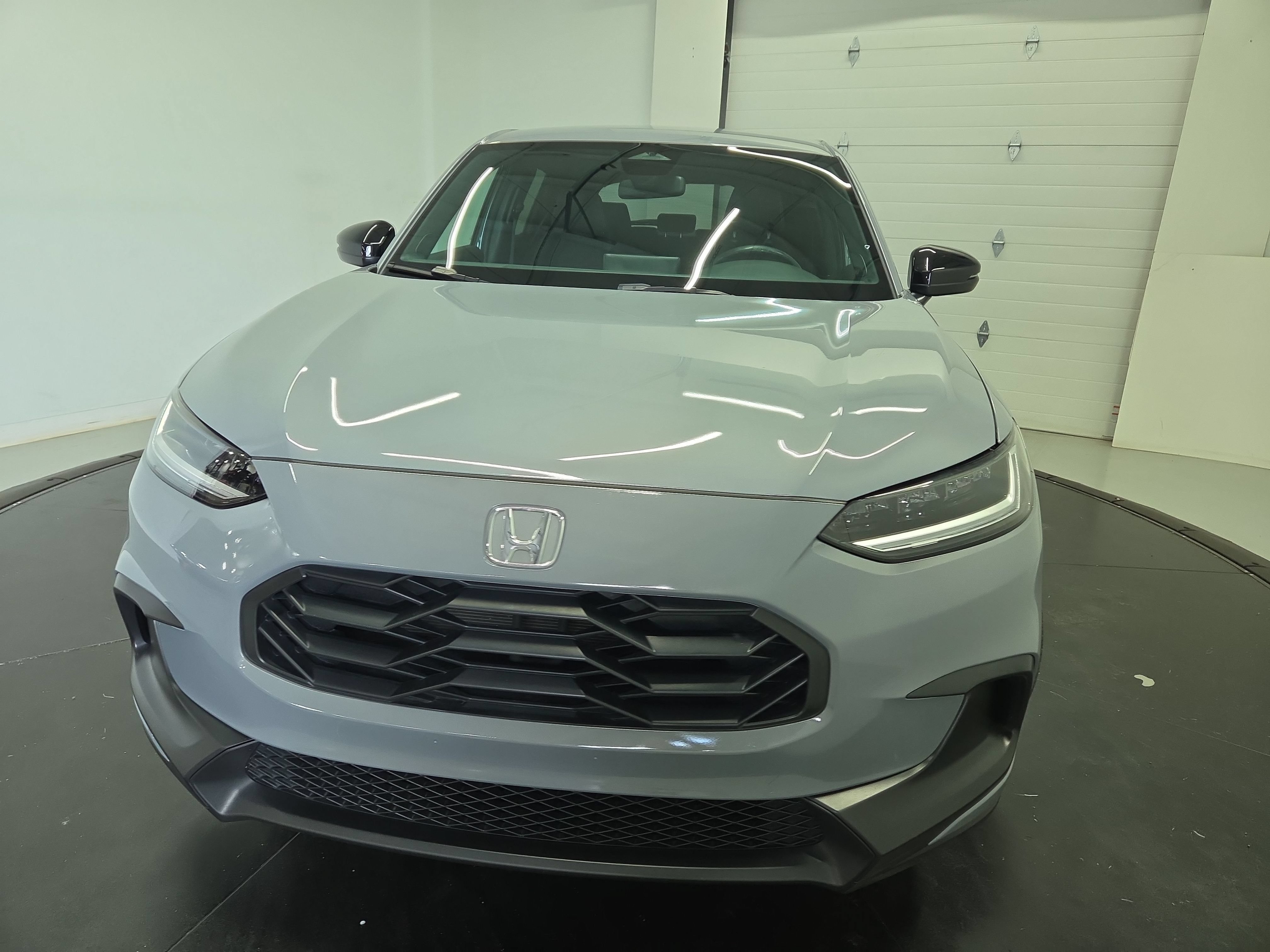 Used 2024 Honda HR-V Sport image 2