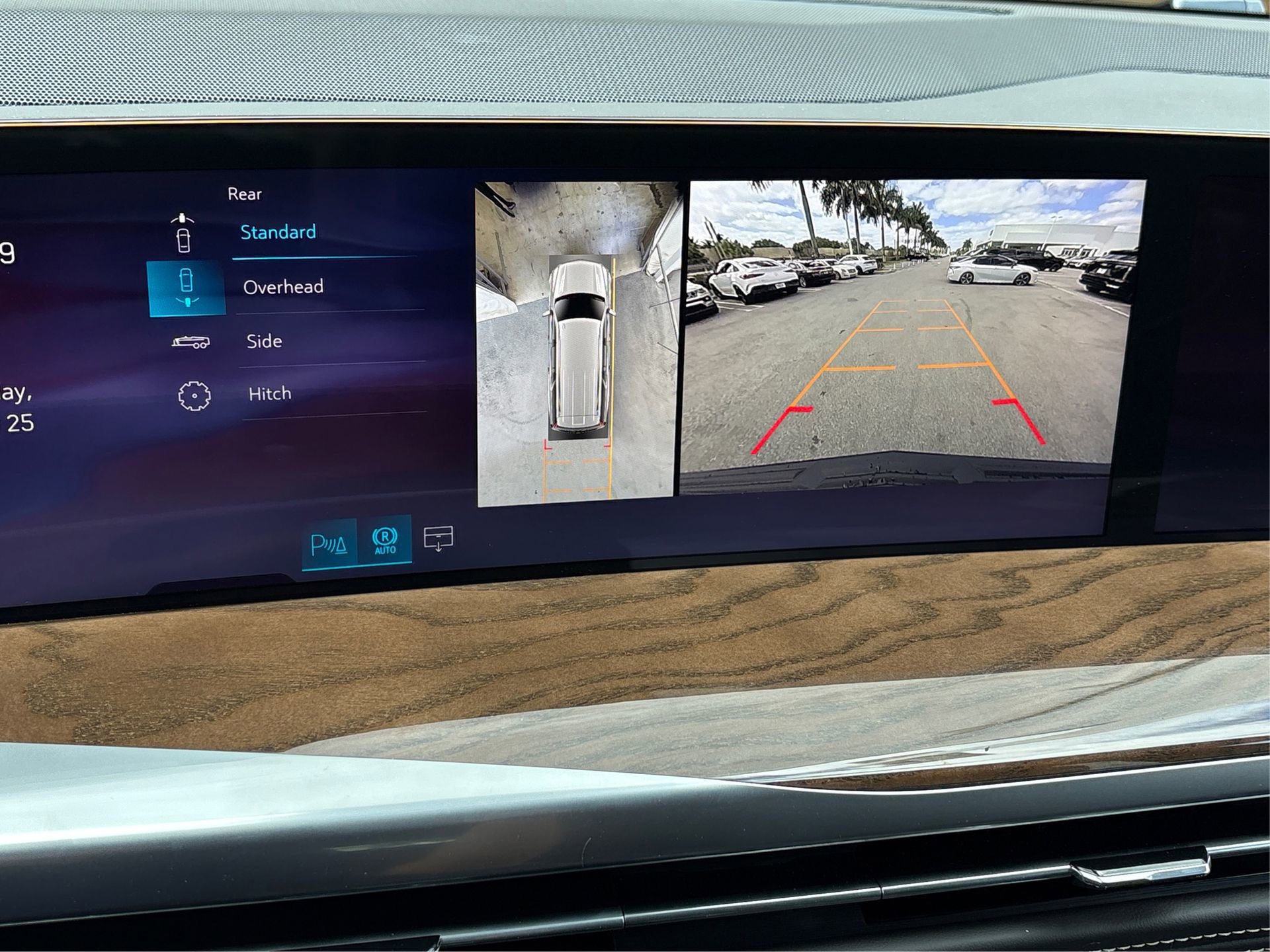 New 2026 Cadillac Escalade ESV Platinum Sport w/ LPO, ONYX Package image 26