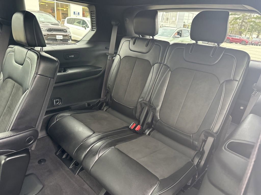 Used 2022 Jeep Grand Cherokee L Laredo image 30