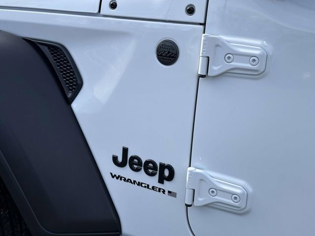 Certified 2025 Jeep Wrangler Sport S image 12