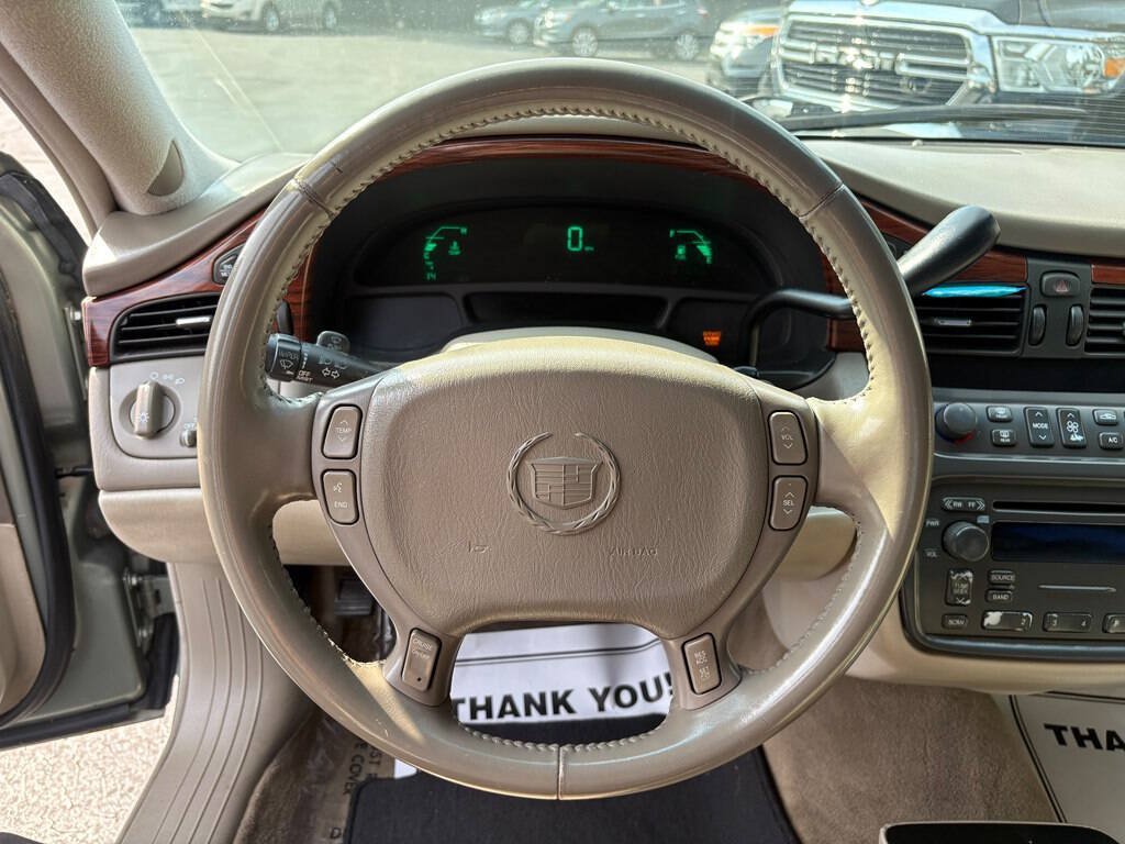 Used 2005 Cadillac De Ville w/ Trunk Convenience Package FWD image 11