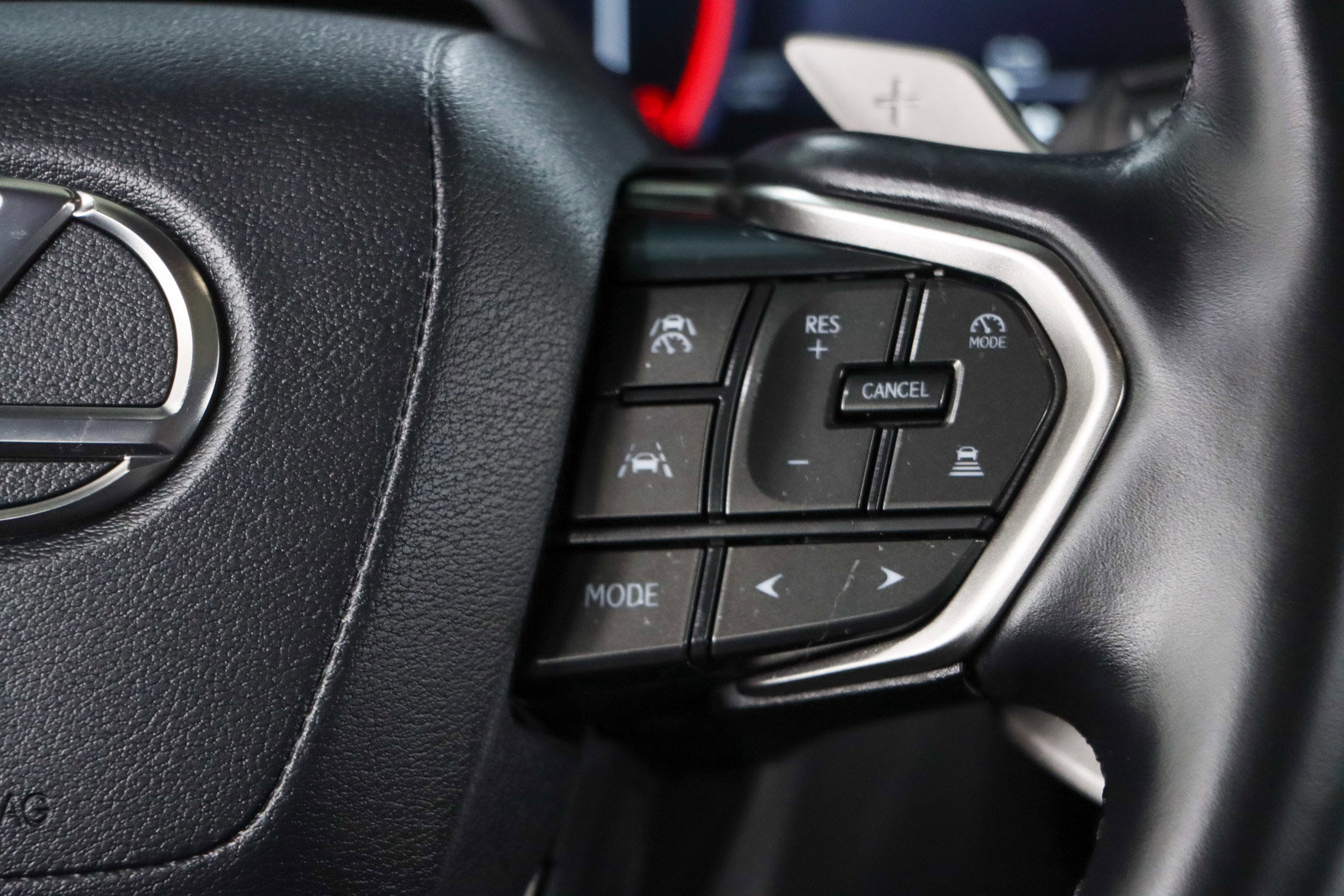 Used 2026 Lexus GX 550 w/ Accessory Package (2T) AWD/4WD image 15