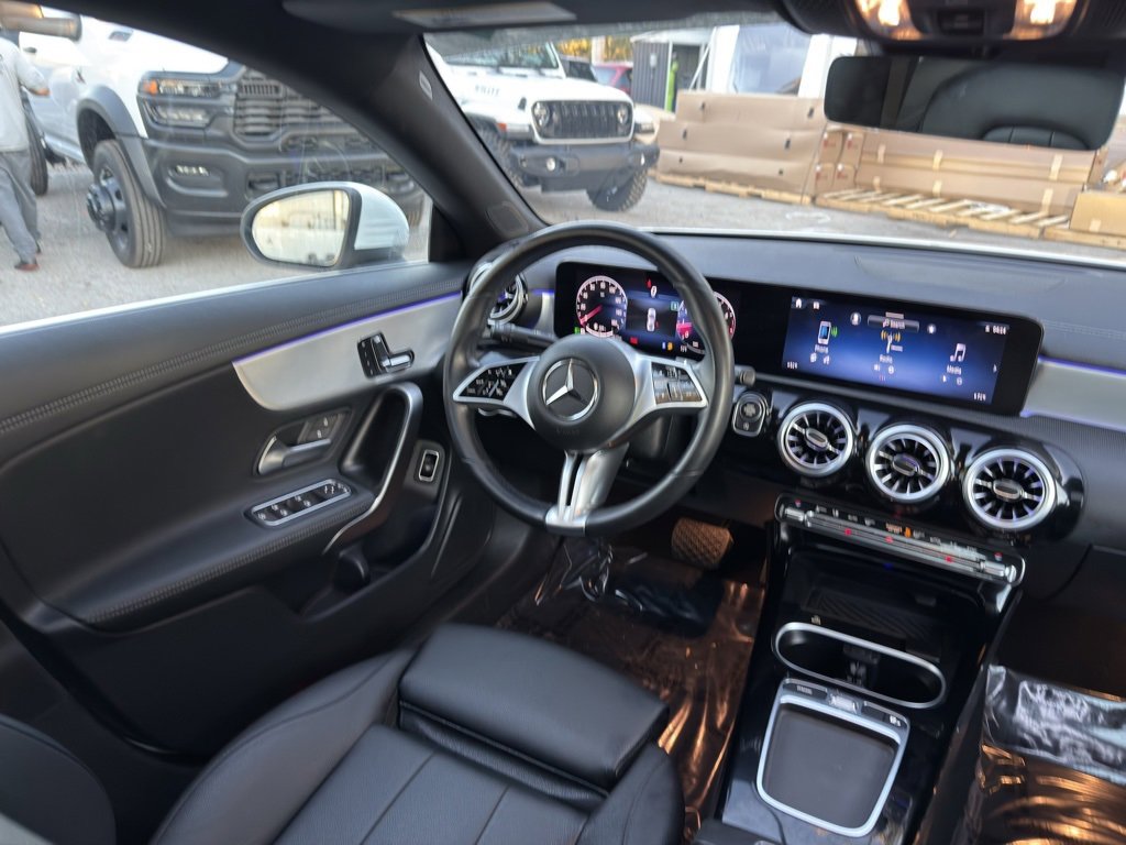 Used 2025 Mercedes-Benz CLA 250 image 34