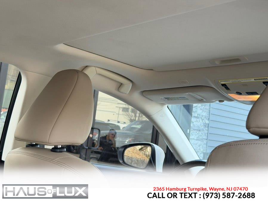 Used 2020 Lexus IS 300 AWD w/ Premium Package image 19