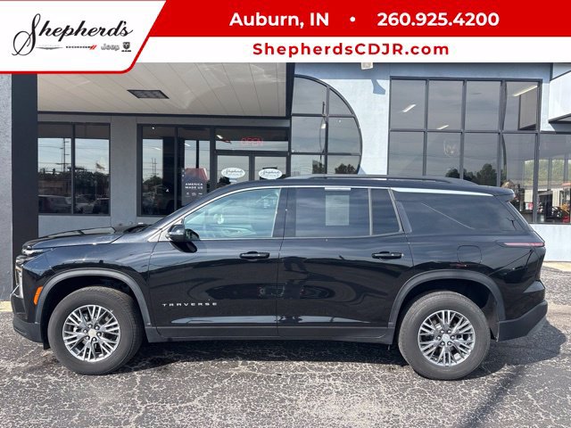 Used 2026 Chevrolet Traverse LT