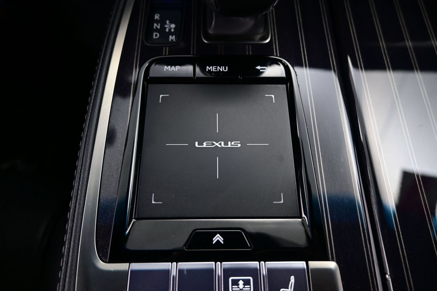 Used 2019 Lexus LS 500 AWD w/ Accessory Package (Z2) image 23