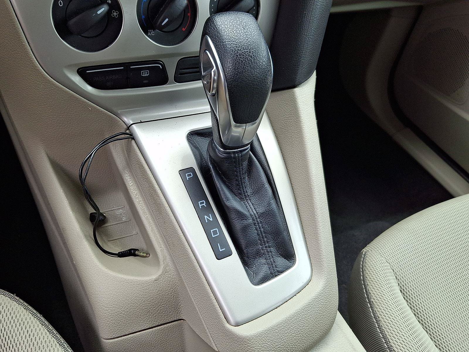 Used 2012 Ford Focus SE FWD image 14