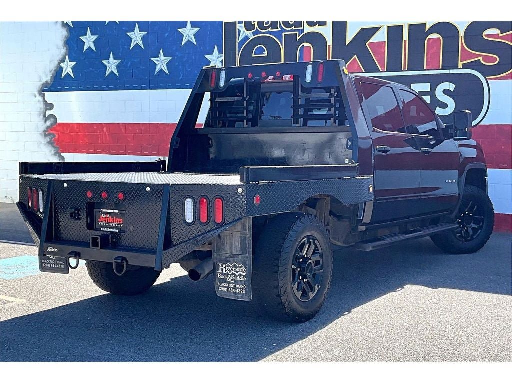 Used 2019 GMC Sierra 2500 SLE w/ SLE Preferred Package AWD/4WD image 2