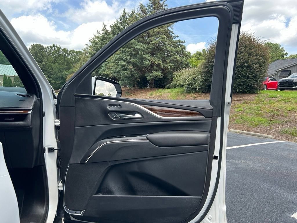 Used 2021 Cadillac Escalade Premium Luxury w/ Driver Assist Tech Package AWD/4WD image 62