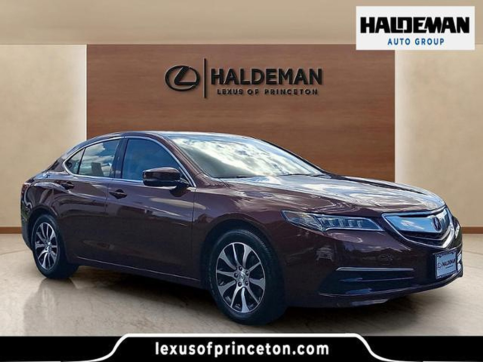 Used 2015 Acura TLX FWD image 1