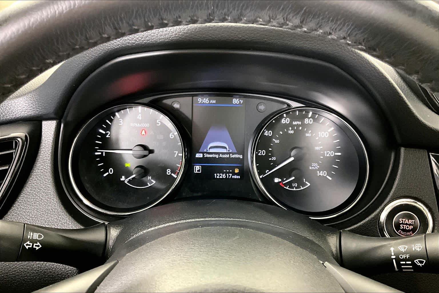 Used 2018 Nissan Rogue SL w/ Premium Package FWD image 24