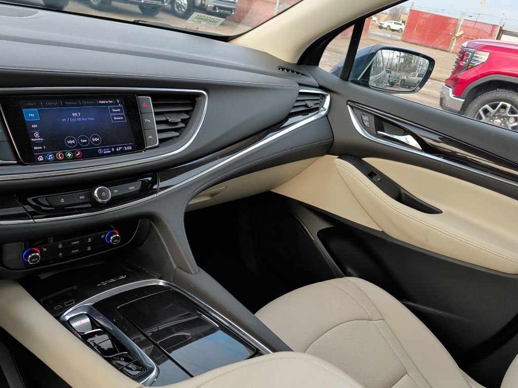 Certified 2024 Buick Enclave Essence w/ Experience Buick Package image 17