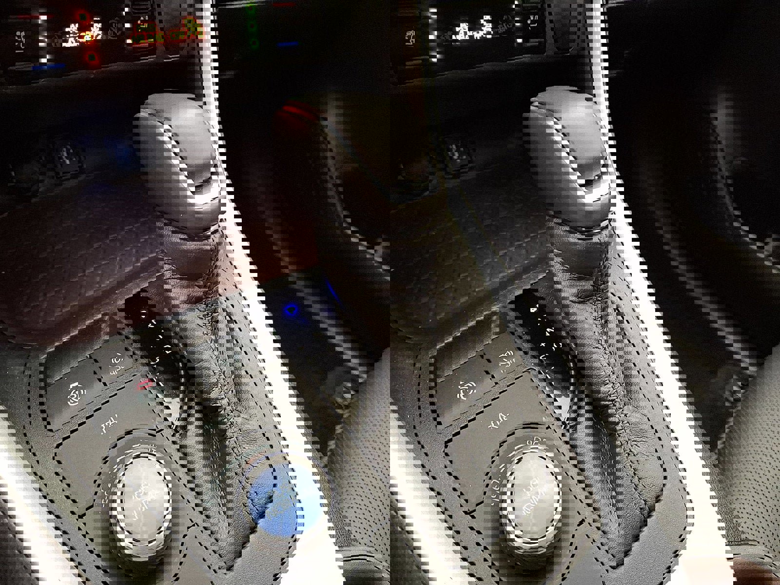 Used 2023 Toyota RAV4 Limited w/ Limited Grade Weather Package image 12