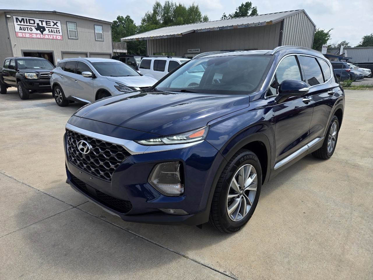 Used 2019 Hyundai Santa Fe AWD w/ Cargo Package image 3
