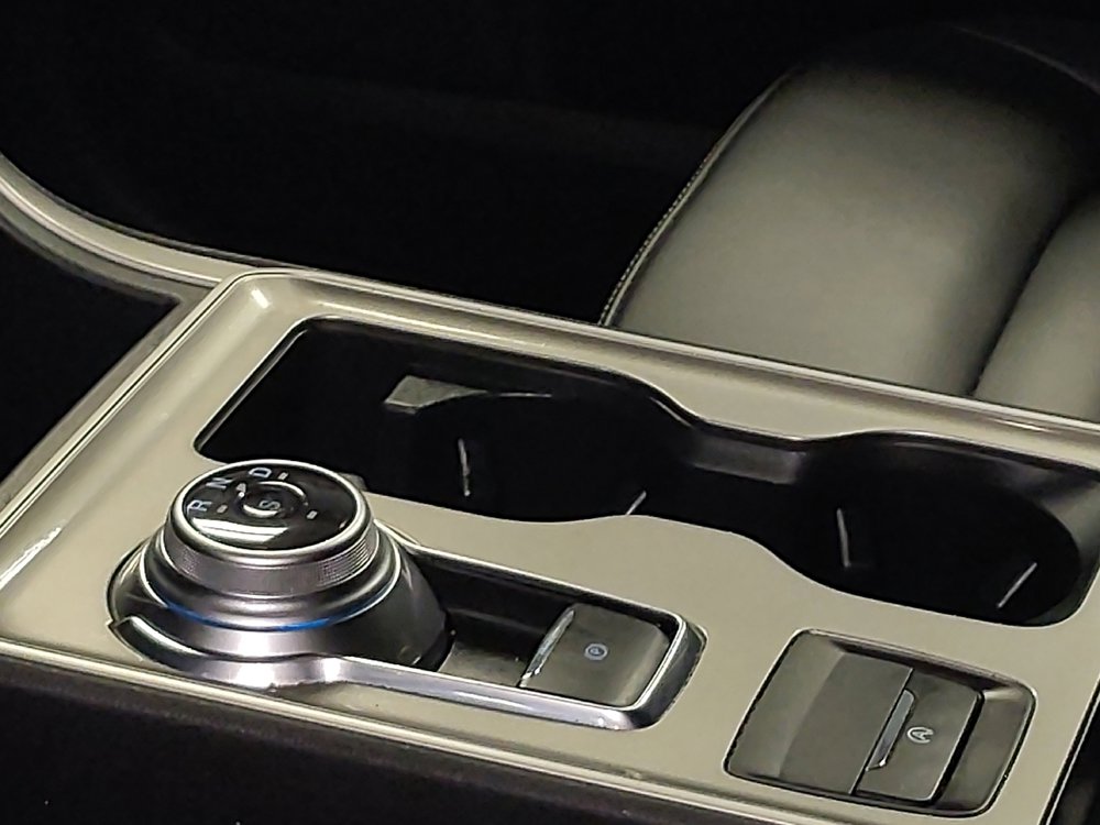 Used 2024 Ford Edge SEL image 26