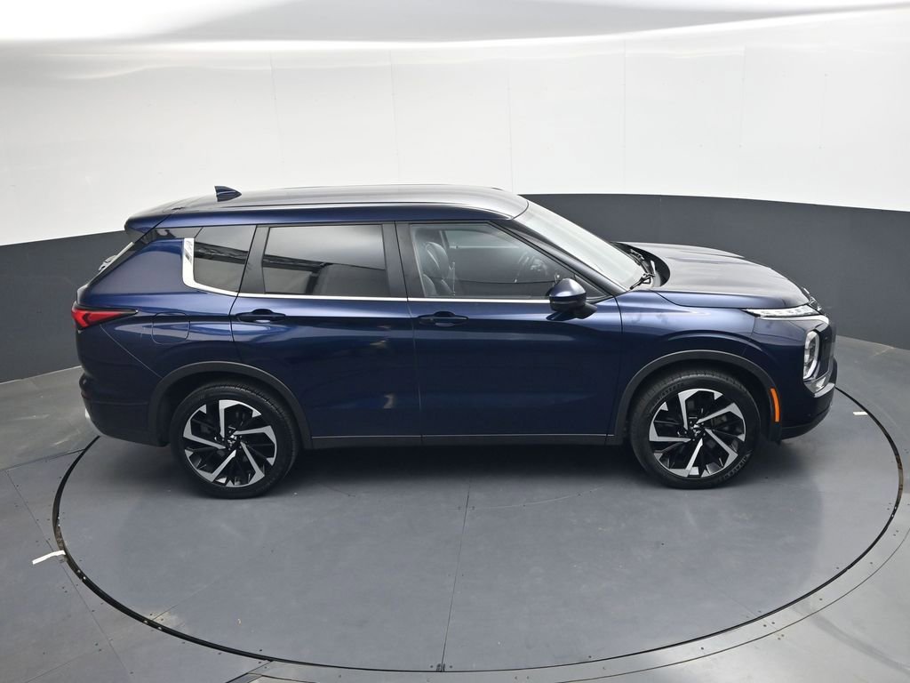 Used 2024 Mitsubishi Outlander SE AWD/4WD image 25