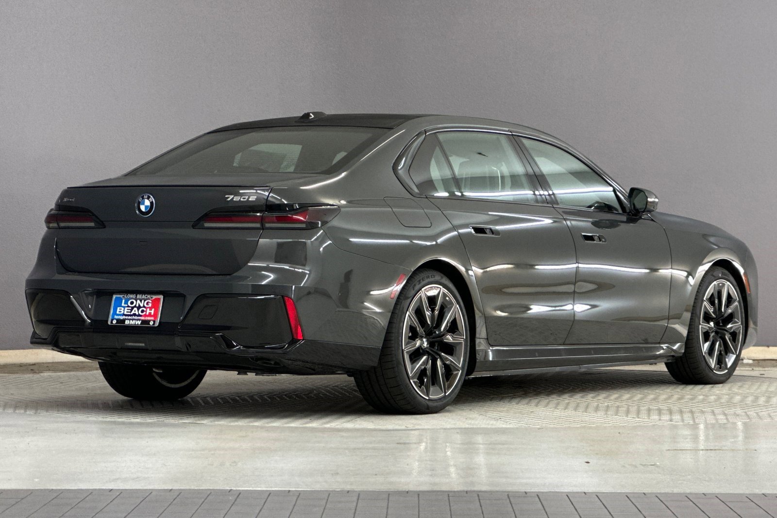 New 2026 BMW 750e xDrive w/ Executive Package AWD/4WD image 8