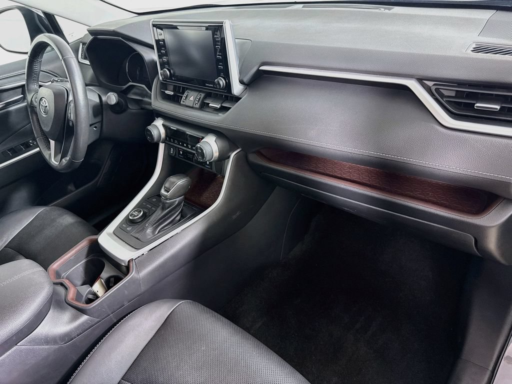 Certified 2019 Toyota RAV4 Limited w/ Cold Weather Package AWD/4WD image 30