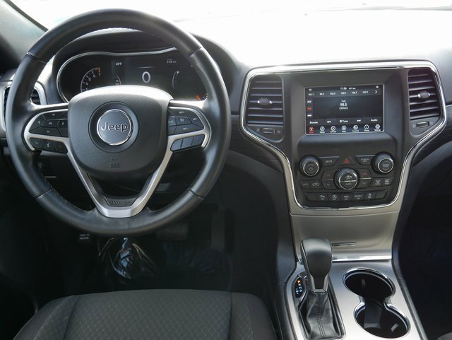 Used 2021 Jeep Grand Cherokee Laredo image 15
