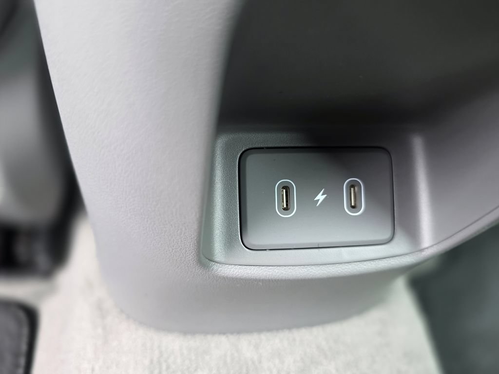 New 2026 Hyundai Elantra Sport FWD image 17