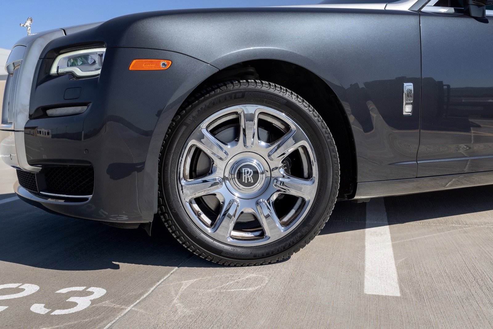 Used 2017 Rolls-Royce Ghost image 19