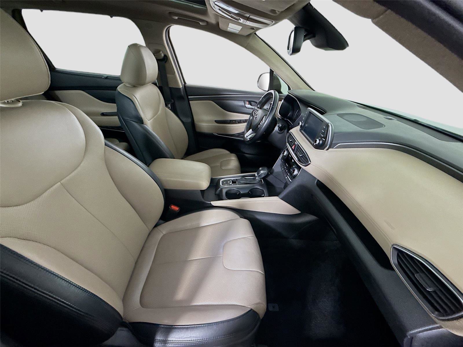 Used 2019 Hyundai Santa Fe Limited image 21