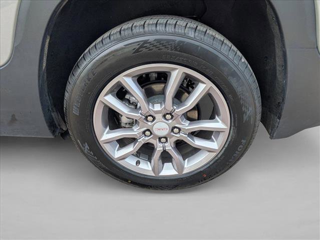 Used 2024 GMC Terrain SLT image 9